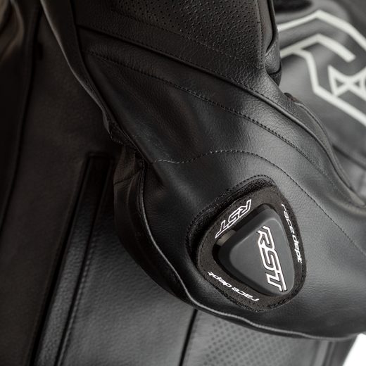 PÁNSKÁ KOŽENÁ BUNDA RST 2461 TRACTECH EVO R CE - ČERNÁ - KOŽENÉ BUNDY - NA MOTORKÁŘE