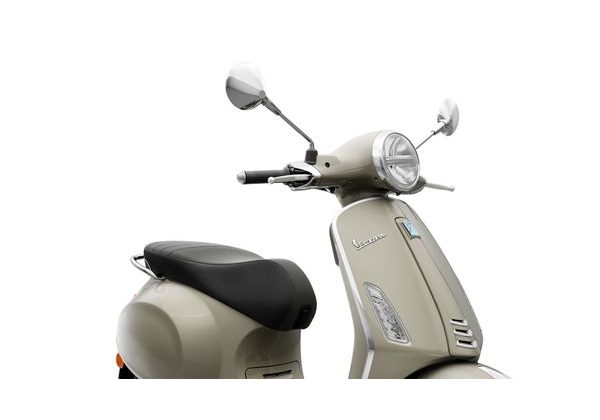 VESPA PRIMAVERA 125 E5+ - BÉŽOVÁ 2026 - PRIMAVERA - SKÚTRY