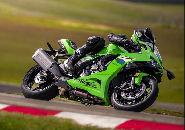 KAWASAKI NINJA ZX-6R - ZELENÁ 2026