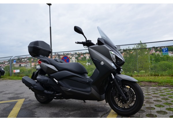 YAMAHA XMAX 400 2015 BAZAR