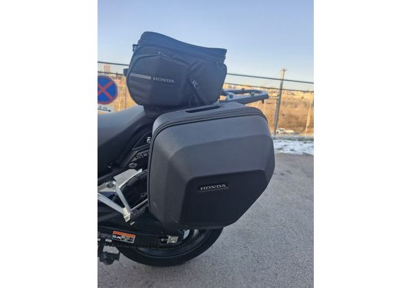 HONDA NX 500 PEARL HORIZON WHITE - NOVINÁŘSKÝ MOTOCYKL - DEMO AKČNÍ MOTOCYKLY - MOTORKY