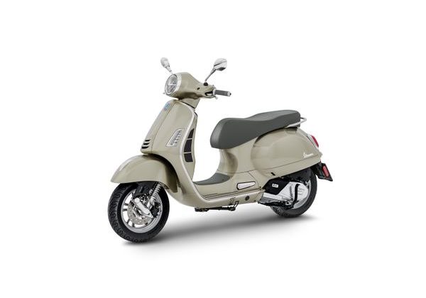 VESPA GTS 125 RST E5 BEIGE AVVOLGENTE 2024 - GTS - SKÚTRY