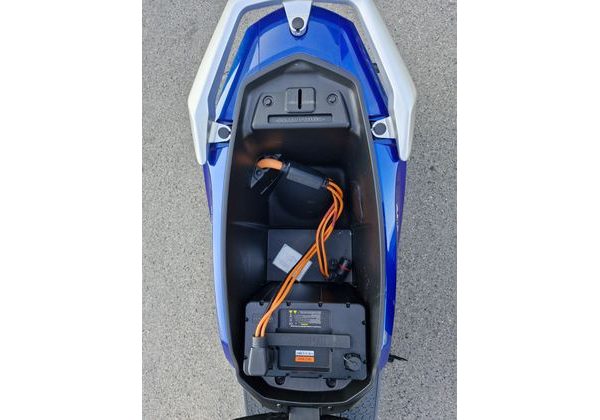 HORWIN SK3 BLESKOVĚ MODRÁ - DEMO 2025 - DEMO AKČNÍ MOTOCYKLY - MOTORKY