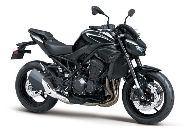 KAWASAKI Z900 70/35KW - ČERNÁ 2026 - SUPERNAKED - MOTORKY