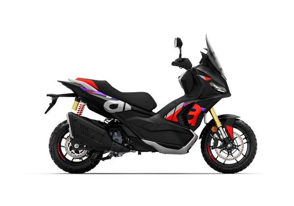 APRILIA SR GT 400 - RALLY REPLICA ABS E5+ - ČERNÁ 2026 - SR GT 400 - SKÚTRY