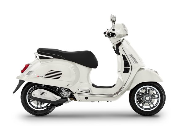VESPA GTS 310 S HPE ABS E5+ BIANCO INNOCENT 2025 - GTS - SKÚTRY