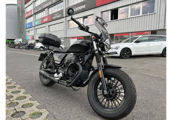 MOTO GUZZI V9 BOBBER