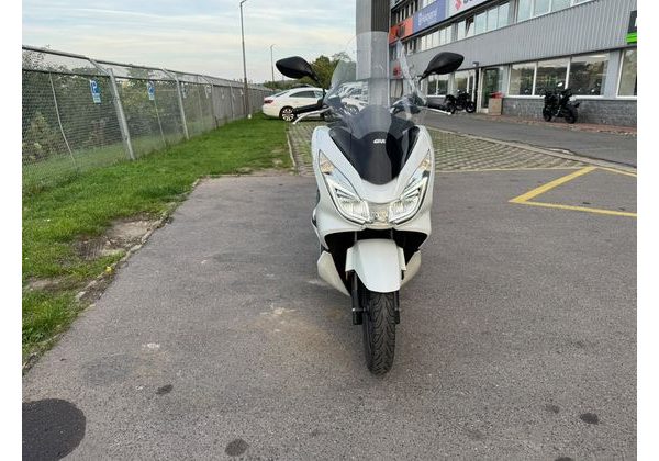 HONDA PCX 125 - BAZAR - MOTOBAZAR