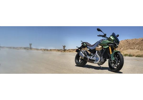 MOTO GUZZI V100 MANDELO S E5 VERDE 2121 - CUSTOM & TOURING - MOTORKY