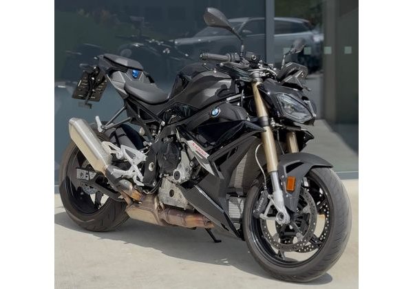 BMW S 1000 R - DEMO 2025 - DEMO AKČNÍ MOTOCYKLY - MOTORKY