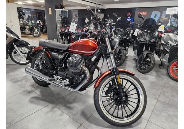 MOTO GUZZI V9 ROAMER - MOTO GUZZI - MOTOBAZAR