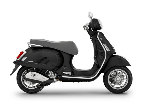 VESPA GTS 310 HPE ABS E5+  NERO CONVINTO  2025