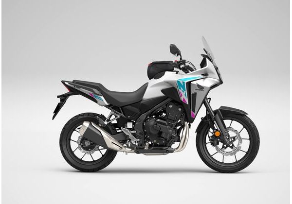 HONDA NX500 - BÍLÁ 2026 - NX500 - MOTORKY