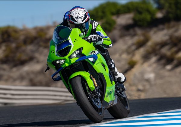 KAWASAKI NINJA ZX-10R - ZELENÁ 2026 - SUPERSPORT & SPORT - MOTORKY
