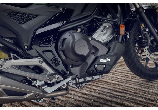 HONDA NC750X DCT - ČERNÁ 2026 - NC750X - MOTORKY