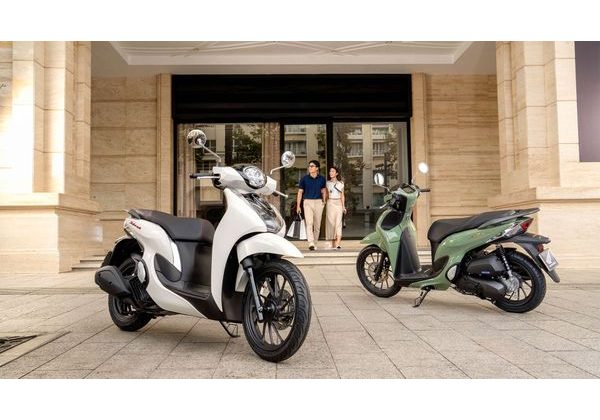HONDA SH MODE 125 - ČERVENÁ 2027 - SH125 - SKÚTRY