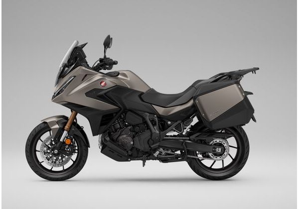 HONDA NT1100 ES DCT - BÉŽOVÁ 2025 - NT1100 - MOTORKY
