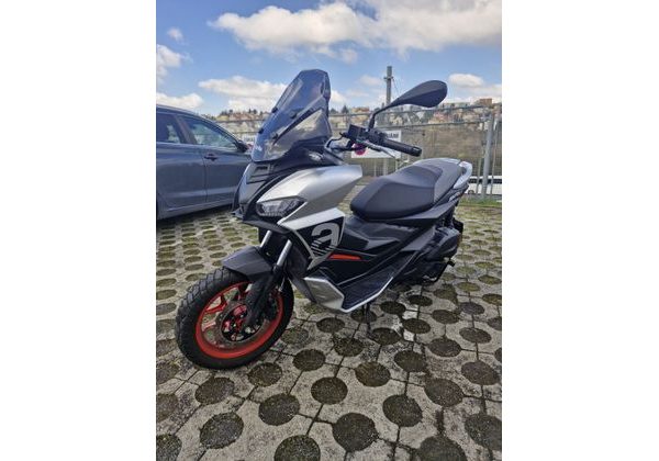 APRILIA SR GT 200 - BAZAR - APRILIA - MOTOBAZAR