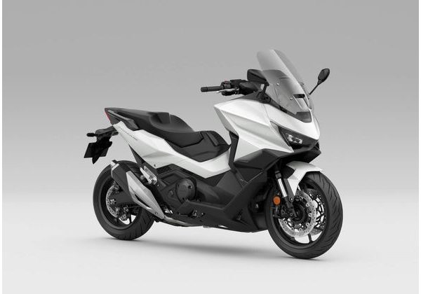 HONDA FORZA 750 - BÍLÁ 2026 - FORZA 750 - SKÚTRY