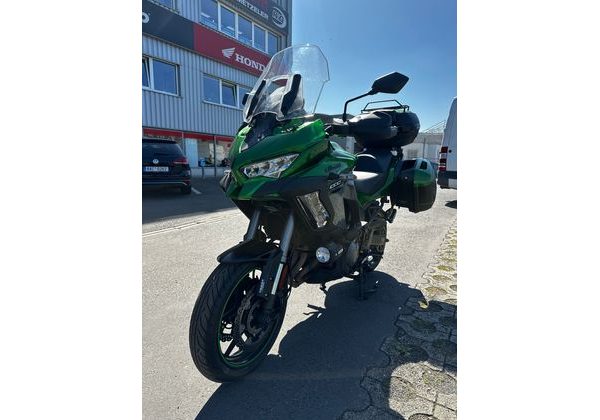 KAWASAKI VERSYS 1000 SE - BAZAR - REZERVOVÁNO - KAWASAKI - MOTOBAZAR