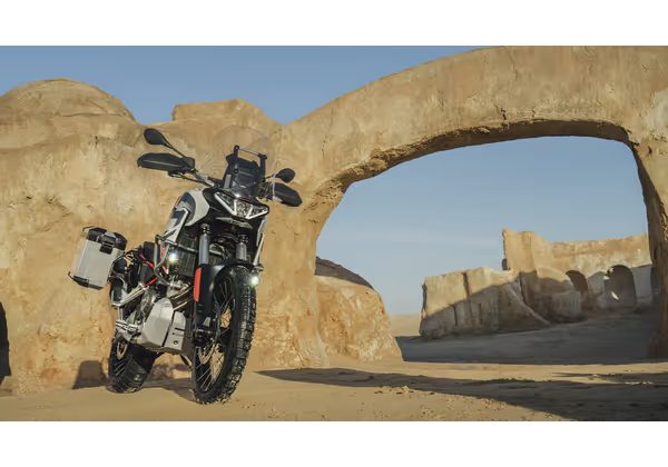 APRILIA TUAREG 660 E5+ - HAILSTORM WHITE 2025 - CESTOVNÍ ENDURO - MOTORKY