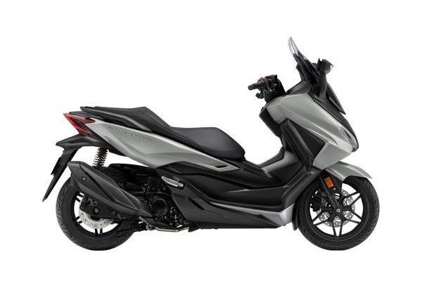 HONDA FORZA 350 BEZ KUFRU - ŠEDÁ 2023 - FORZA 350 - SKÚTRY