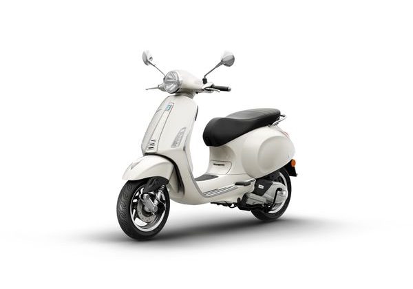 VESPA PRIMAVERA 125 E5+ - BÍLÁ 2026 - PRIMAVERA - SKÚTRY