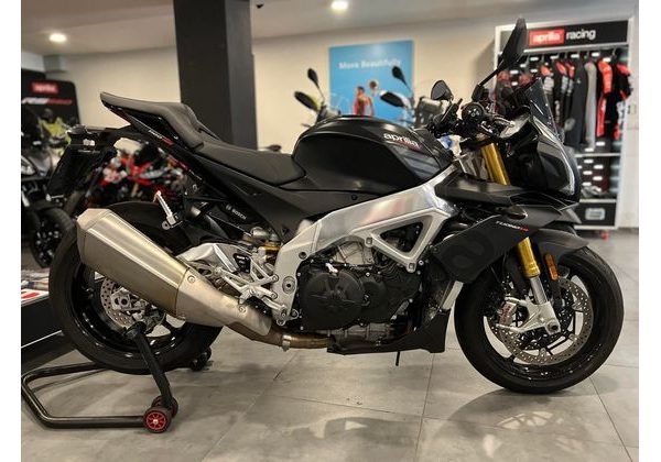 APRILIA TUONO V4 1100 RR BAZAR