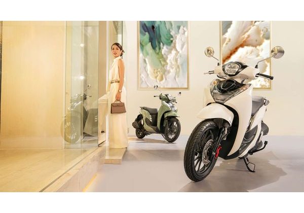 HONDA SH MODE 125 - ČERVENÁ 2027 - SH125 - SKÚTRY