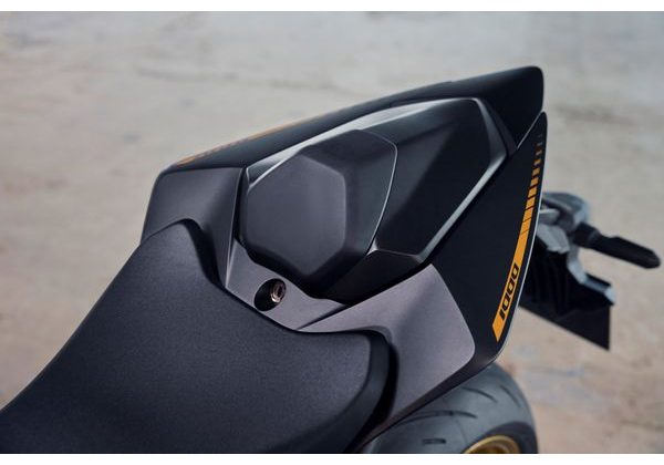 HONDA CB1000 HORNET SP - ČERNÁ 2025 - CB1000 HORNET - MOTORKY