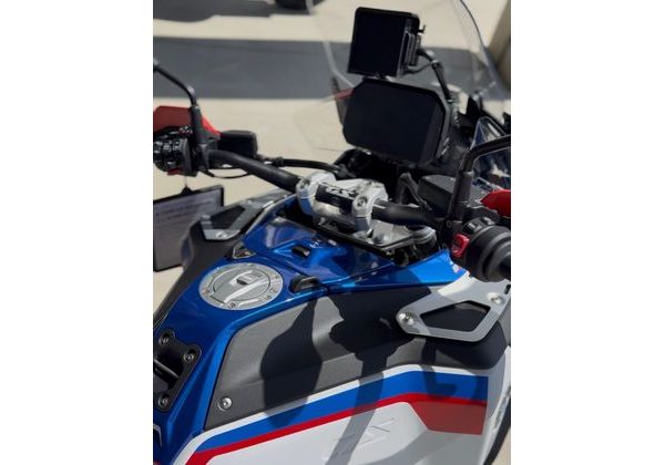 BMW R 1300 GS ADVENTURE - RACING BLUE METALLIC - ADVENTURE - MOTORKY