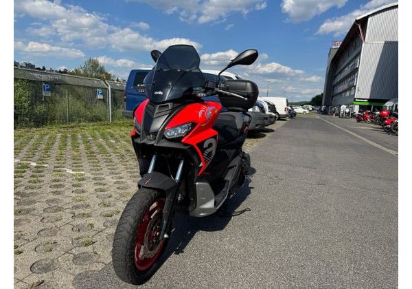 APRILIA SR GT 125 SPORT - MOTOBAZAR