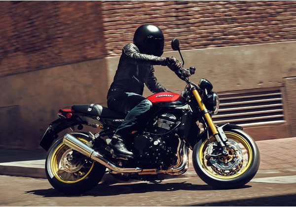 KAWASAKI Z900RS SE - ČERNÁ 2026 - MOTOCYKLY KAWASAKI - MOTORKY