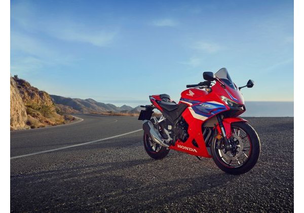 HONDA CBR500R - ČERVENÁ 2026 - CBR500R - MOTORKY