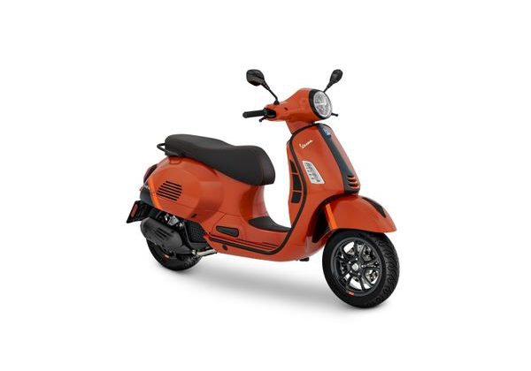 VESPA  GTS 125 SS RST E5 - ORANŽOVÁ