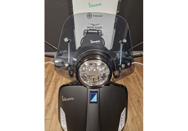 VESPA GTS 125 - MOTOBAZAR