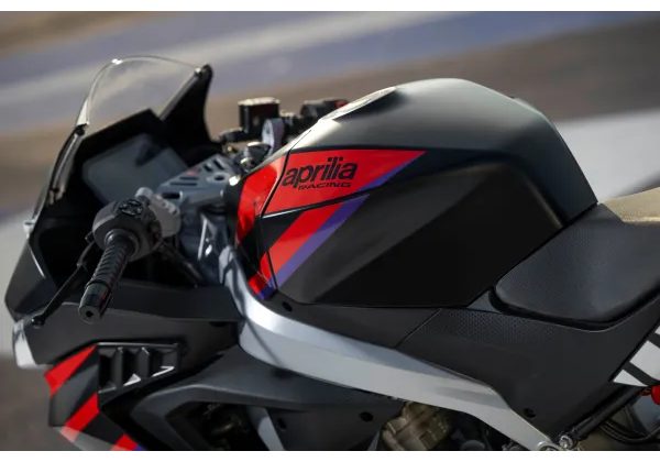 APRILIA RS 457 E5+ - RACING STRIPES 2025 - MOTORKY
