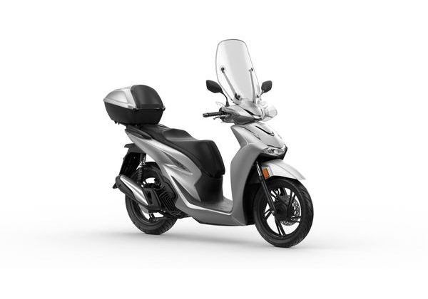 HONDA SH150 - STŘÍBRNÁ 2026 - SH150 - SKÚTRY