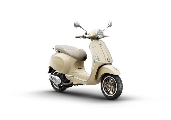 VESPA PRIMAVERA 125 S E5+ - BÍLÁ 2026 - PRIMAVERA - SKÚTRY