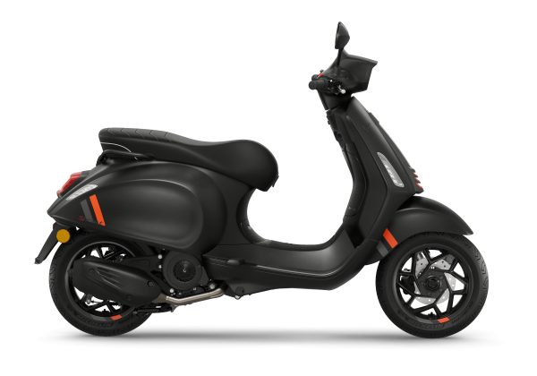 VESPA SPRINT 125 S FL 4-TAKT ABS E5+ - ČERNÁ 2024