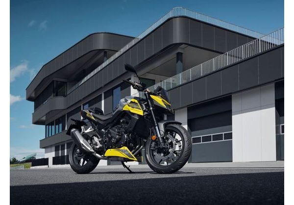 HONDA CB750 HORNET - ŽLUTÁ 2026 - CB750 HORNET - MOTORKY