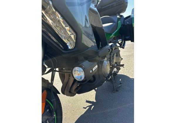 KAWASAKI VERSYS 1000 SE - BAZAR - REZERVOVÁNO - KAWASAKI - MOTOBAZAR