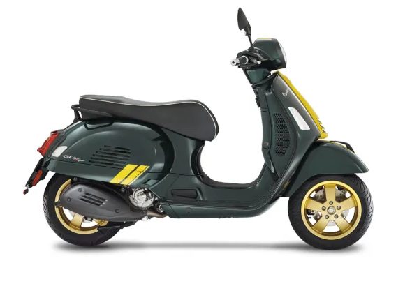 VESPA GTS SUPER RACING SIXTIES 125 VERDE