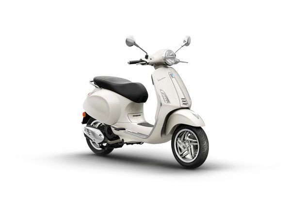 VESPA PRIMAVERA 125 E5+ - BÍLÁ 2026 - PRIMAVERA - SKÚTRY