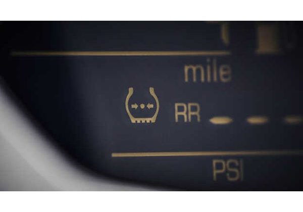 HONDA GL 1800 GOLDWING - MATNÁ ČERNÁ 2025 - GL1800 GOLD WING - MOTORKY