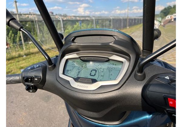PIAGGIO BEVERLY 400 BLU OXYGEN - PIAGGIO - MOTOBAZAR