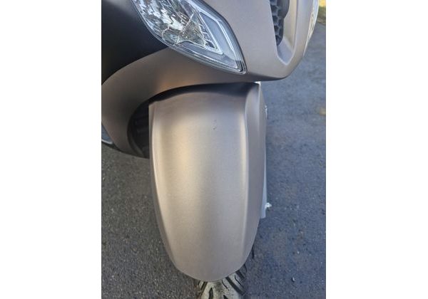 ŠKRÁBNUTÝ BLATNÍK - MOTOBAZAR
