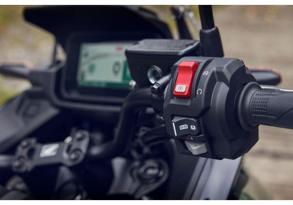 HONDA NC750X DCT - ČERNÁ 2026 - NC750X - MOTORKY