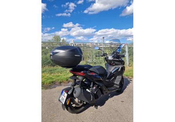 APRILIA SR GT 125 2026 - BAZAR - APRILIA - MOTOBAZAR