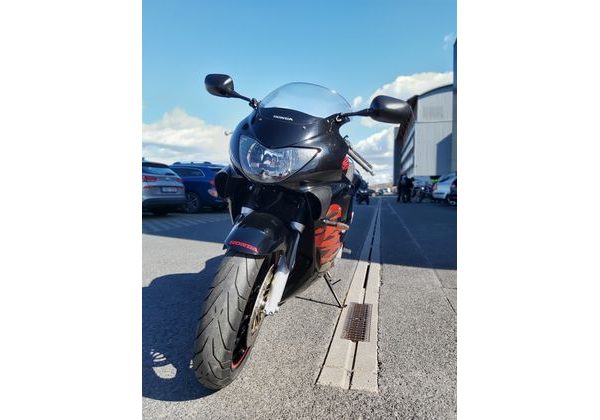 HONDA CBR600F BAZAR